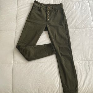 Abercrombie & Fitch Army Green Ultra High Rise Super Size: 24 00R